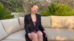 JacquieEtMichelTV Steffy - The Show By The Sublime 18 Year Old Continues 05 04 2026